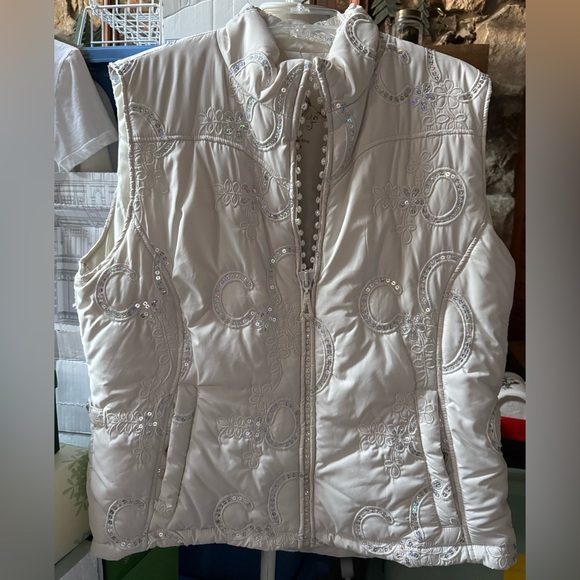 Cowgirl Up Jackets & Blazers - Sequin Embellished Creamy White Quilted Vest